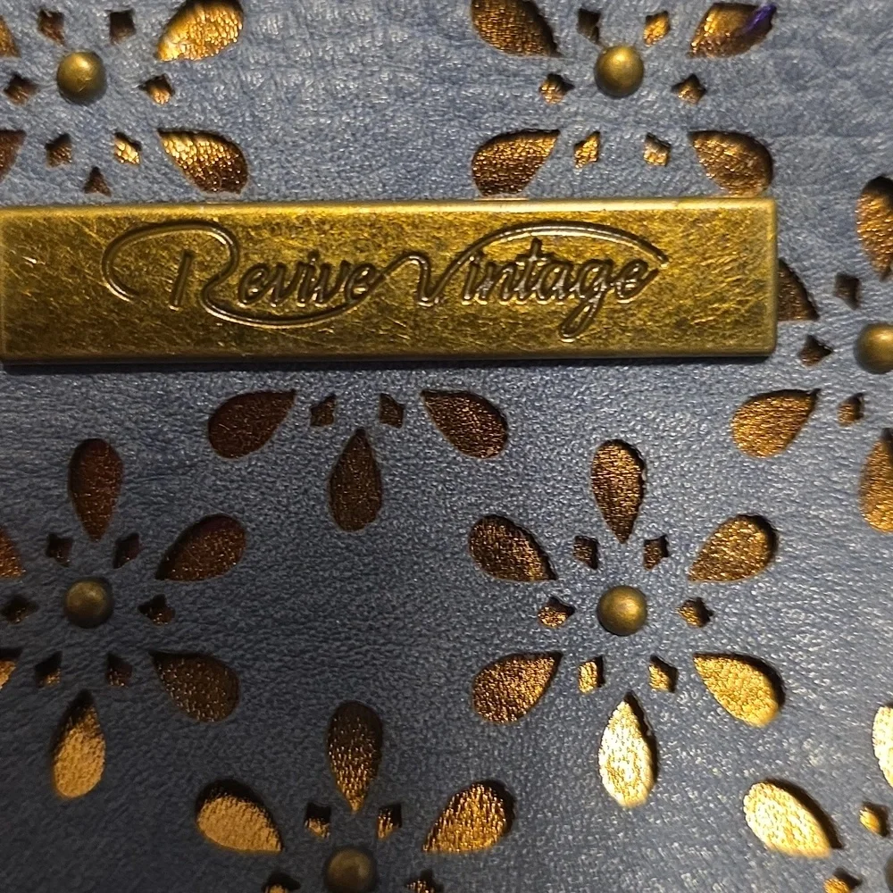 Revive Vintage Blue Flower Cutout mini makeup Pouch